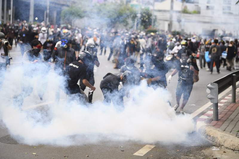 Thai police fire rubber bullets, tear gas at protesters