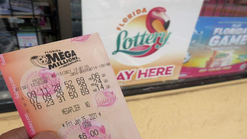 2 South Florida lottery players win big on Mega Millions