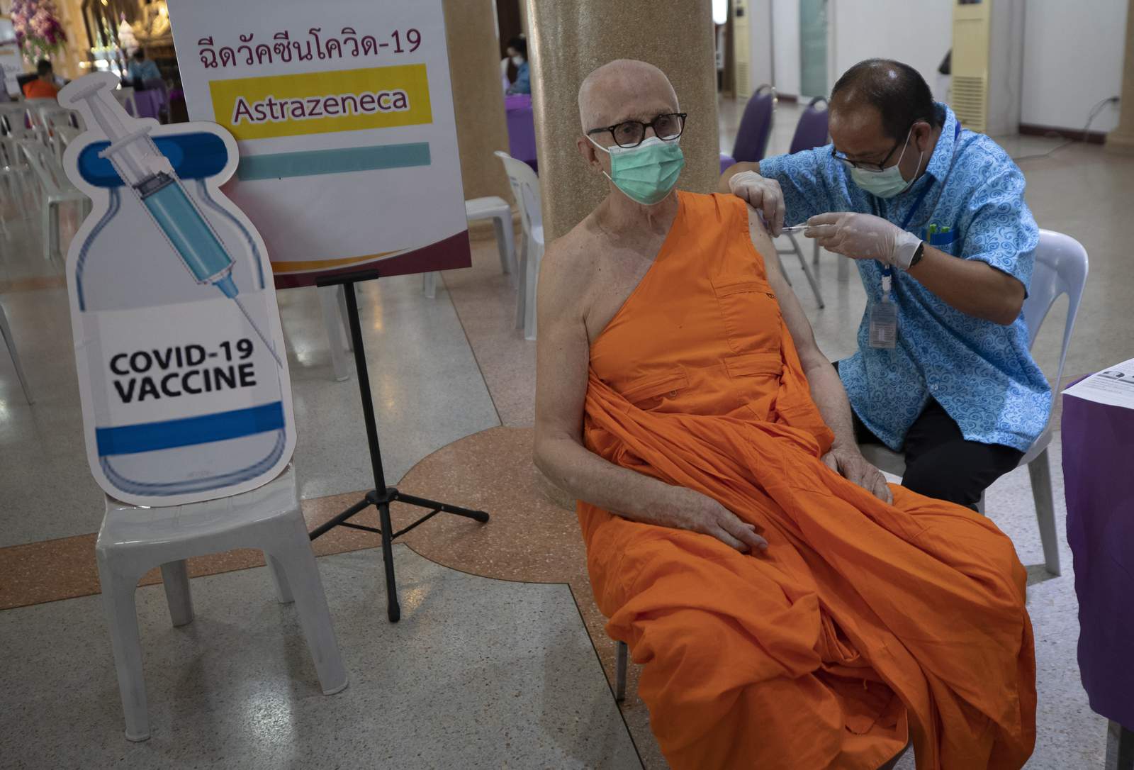 Thailand hits new daily record with nearly 1,000 virus cases
