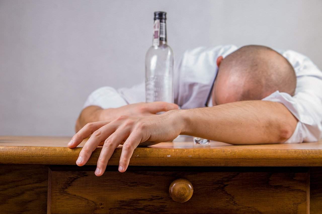 Increase in alcohol-related deaths over past 2 decades in U.S. is jarring
