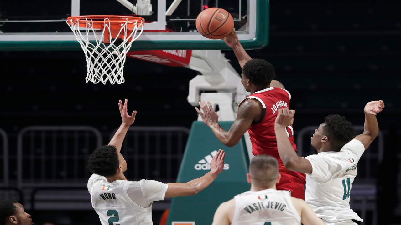 Bryce S Double Double Helps Nc State Beat Miami 83 72