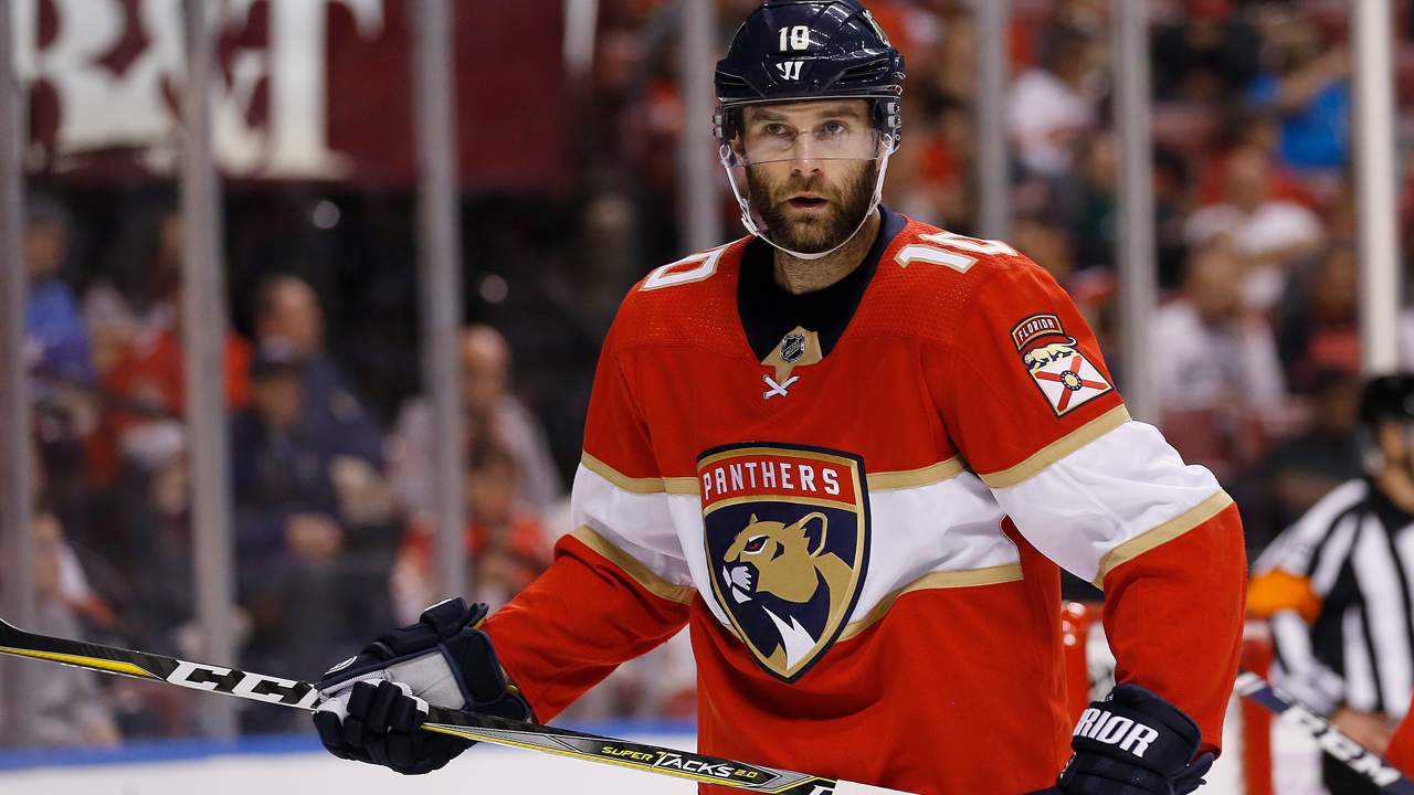 Panthers send Brett Connolly, Henrik Borgstrom and Riley Stillman to Chicago, clearing cap space ahead of trade deadline