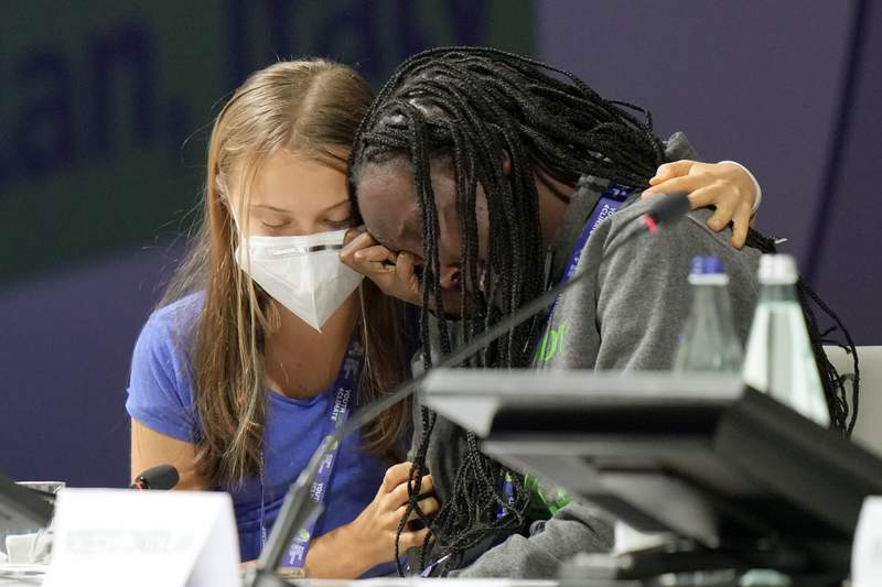 Young climate activists chide world leaders, demand more say