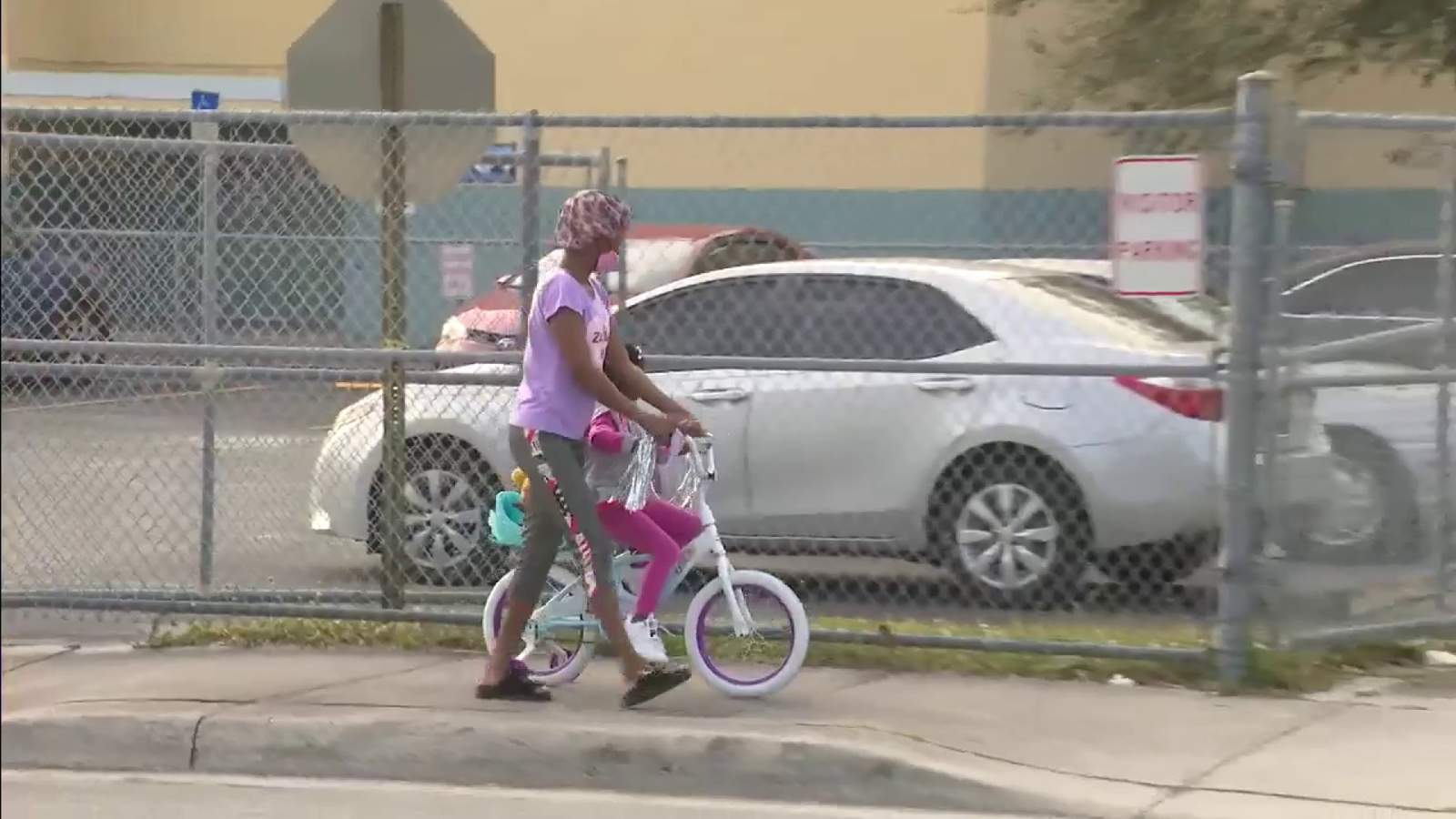 Thousands of at-risk students return to classrooms in Miami-Dade County
