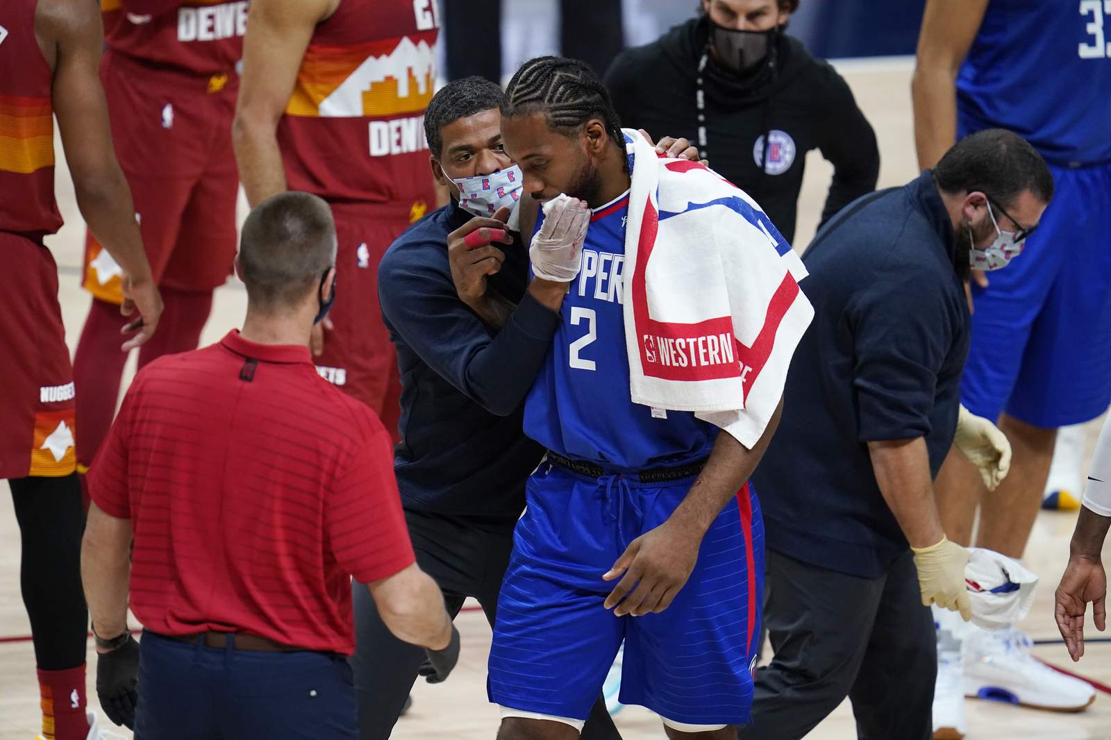 Kawhi Leonard out for Clippers against Mavericks