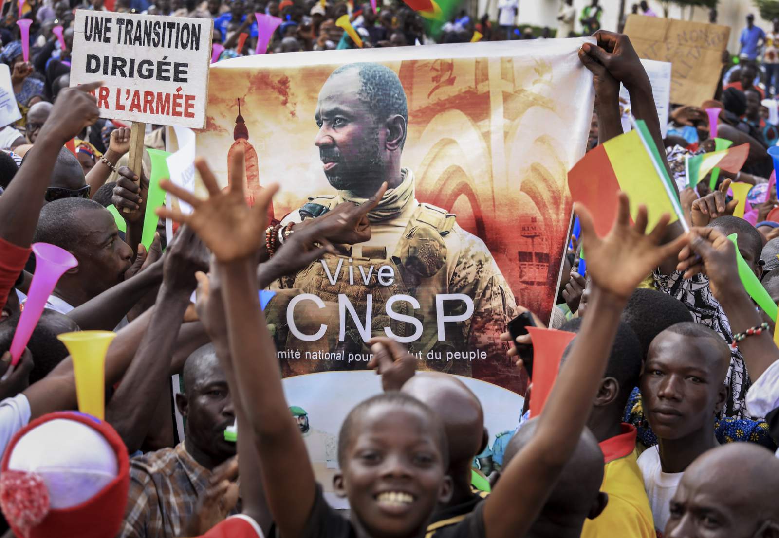 Mali junta faces deadline for naming civilian leader