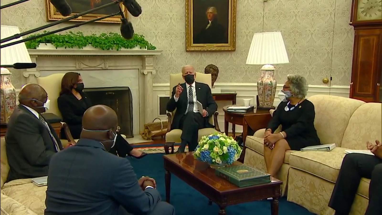 Biden meets with Congressional Black Caucus