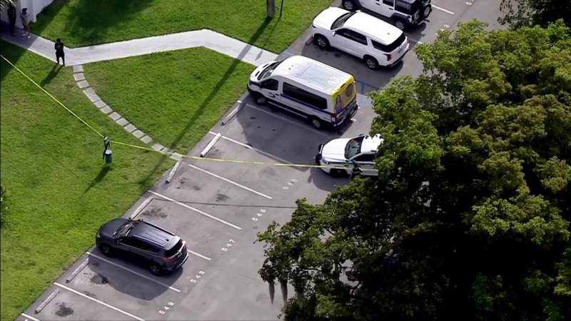 Former state senator grieves after shooter kills son in Miami-Dade