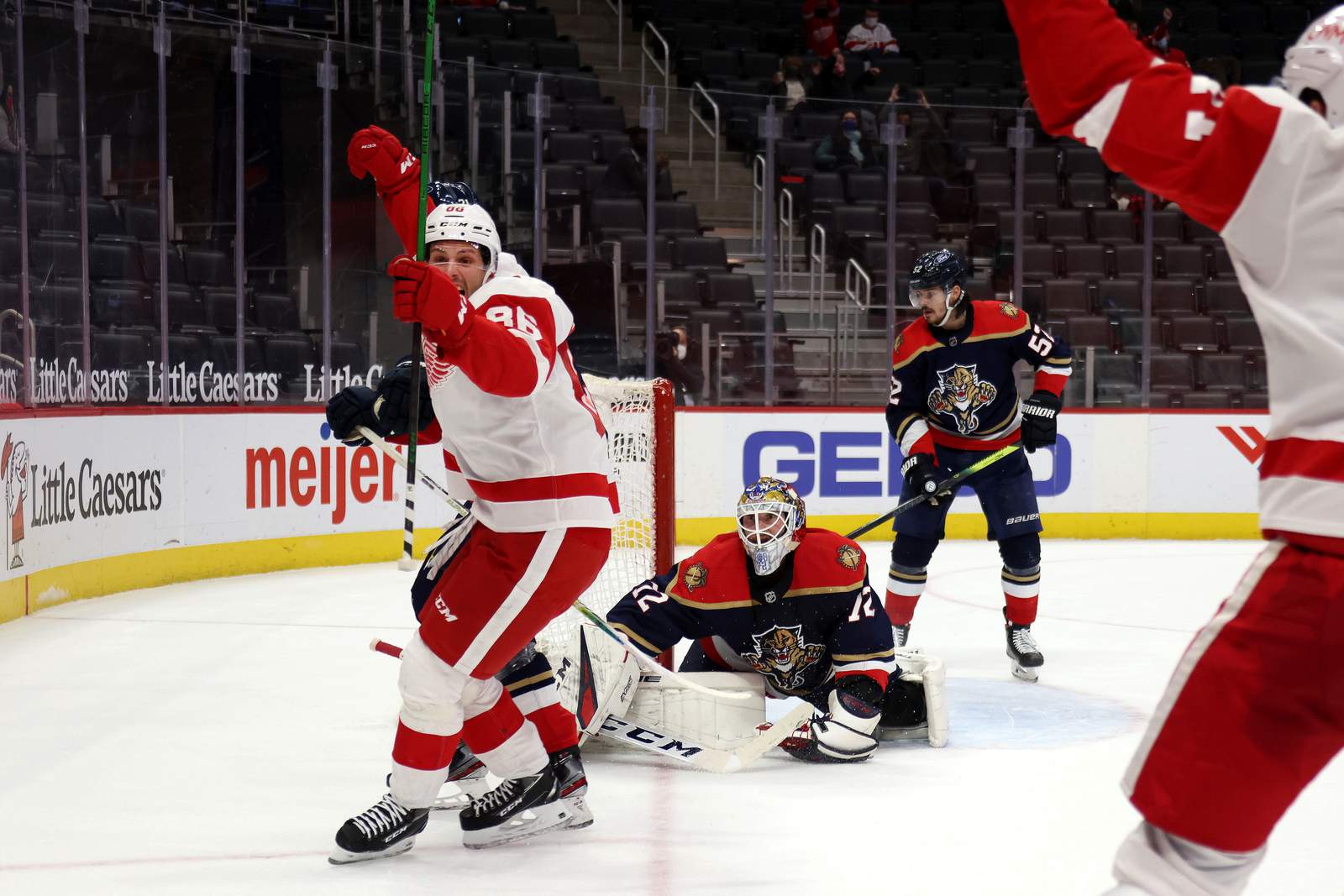 Red Wings hold off Panthers 2-1 after Brome’s 1st NHL goal