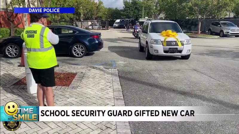 Davie community comes together to help school crossing guard