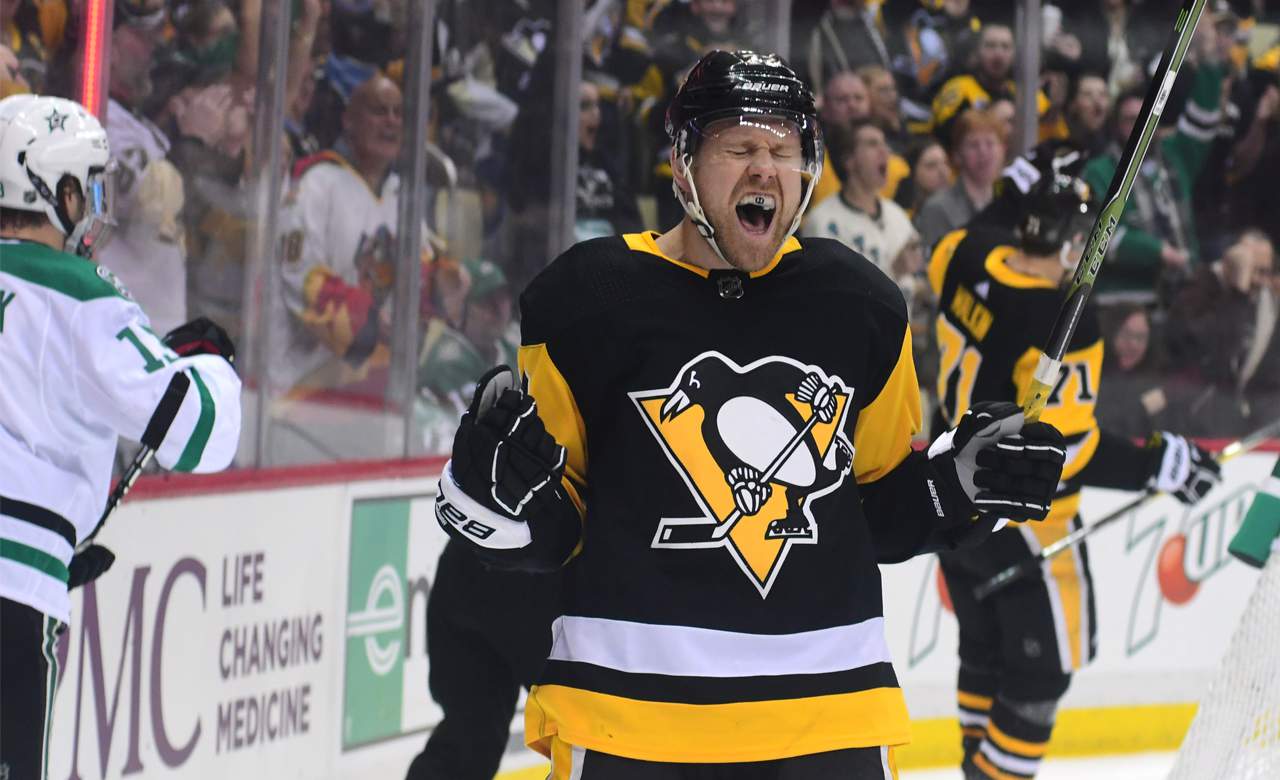 Trade official: Panthers acquire Patric Hornqvist from Pittsburgh in exchange for Mike Matheson, Colton Sceviour