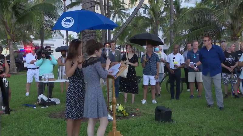 Vigil held in Miami Beach for young father killed while dining with family
