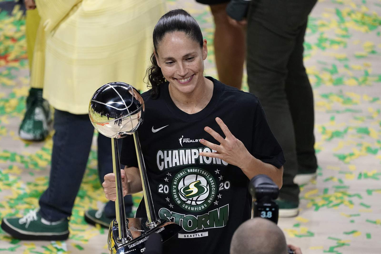 Stewart leads Seattle to 2nd WNBA title in 3 years