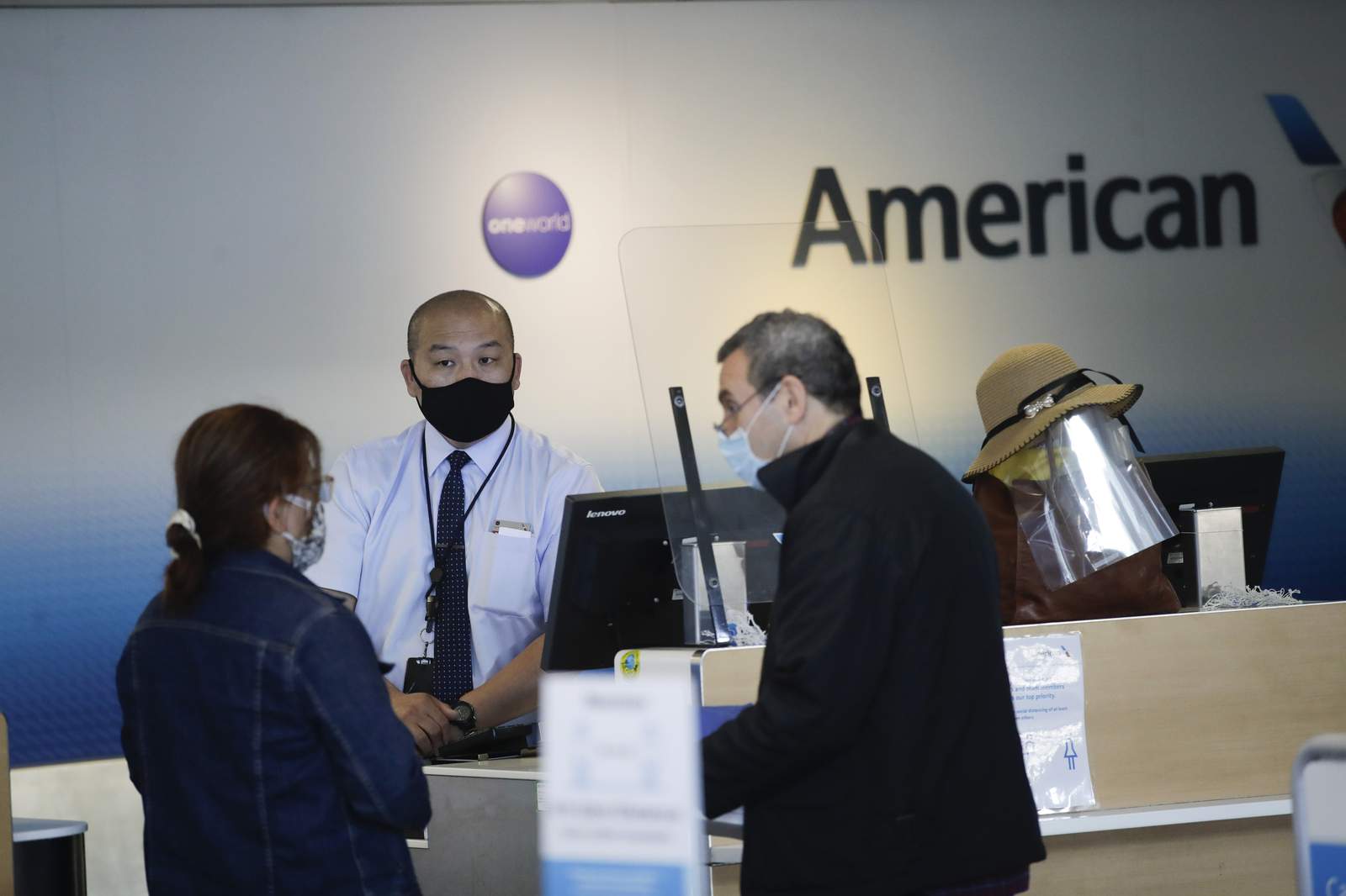 American Airlines plans 19,000 furloughs, layoffs in October