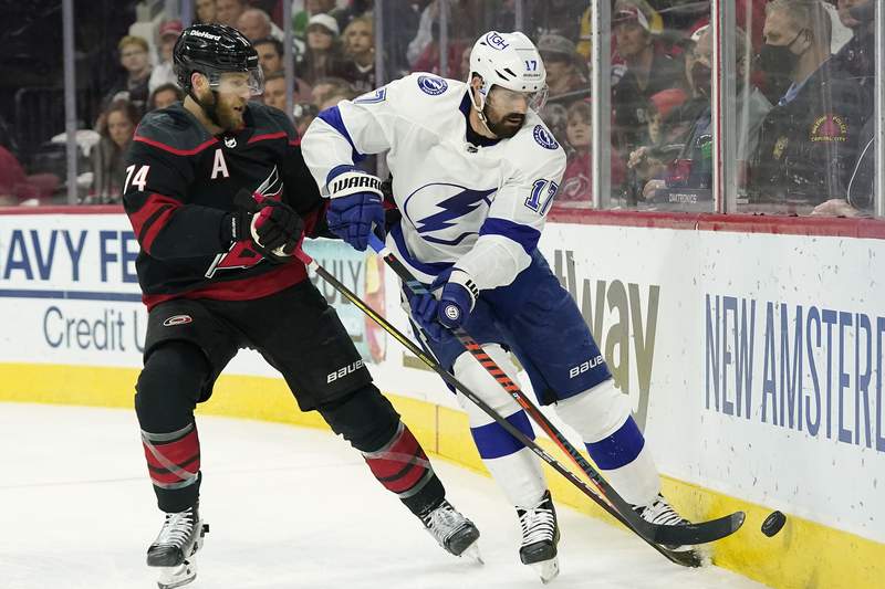 Lightning eliminate Hurricanes, advance to Cup semifinals