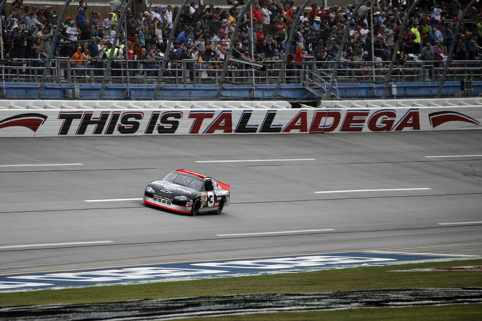 NASCAR has new rules, new feuds and more fans at Talladega