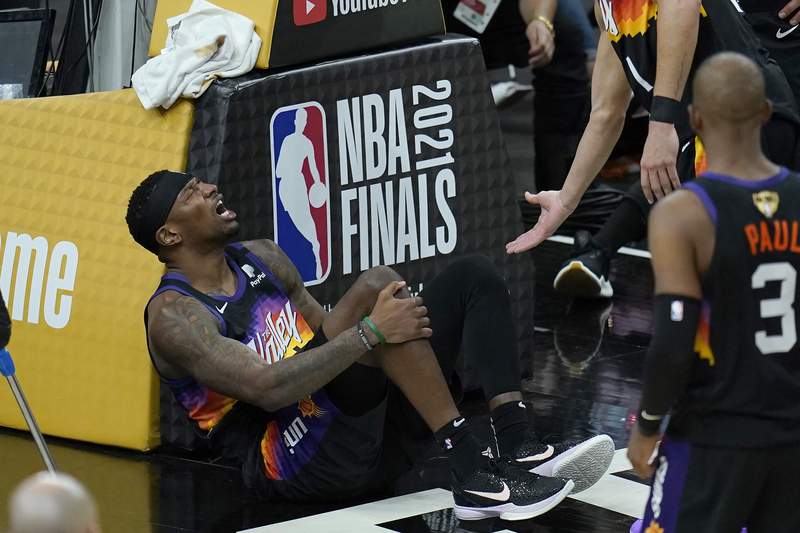 Suns forward Torrey Craig available to play in Game 3