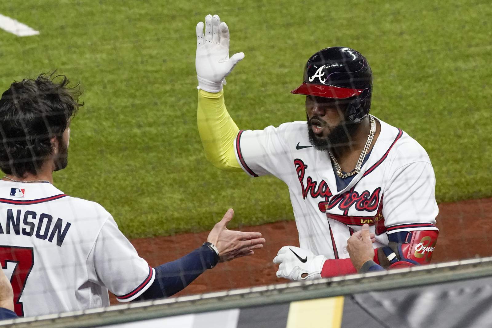 Braves 1 win from WS after 10-2 win over Dodgers in NLCS G4