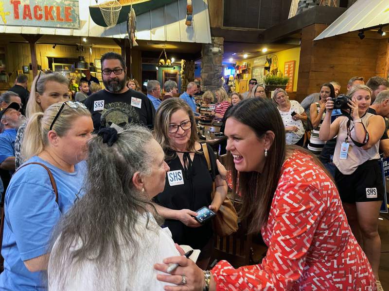 Nationalizing her governor run? 'You bet I am,' Sanders says