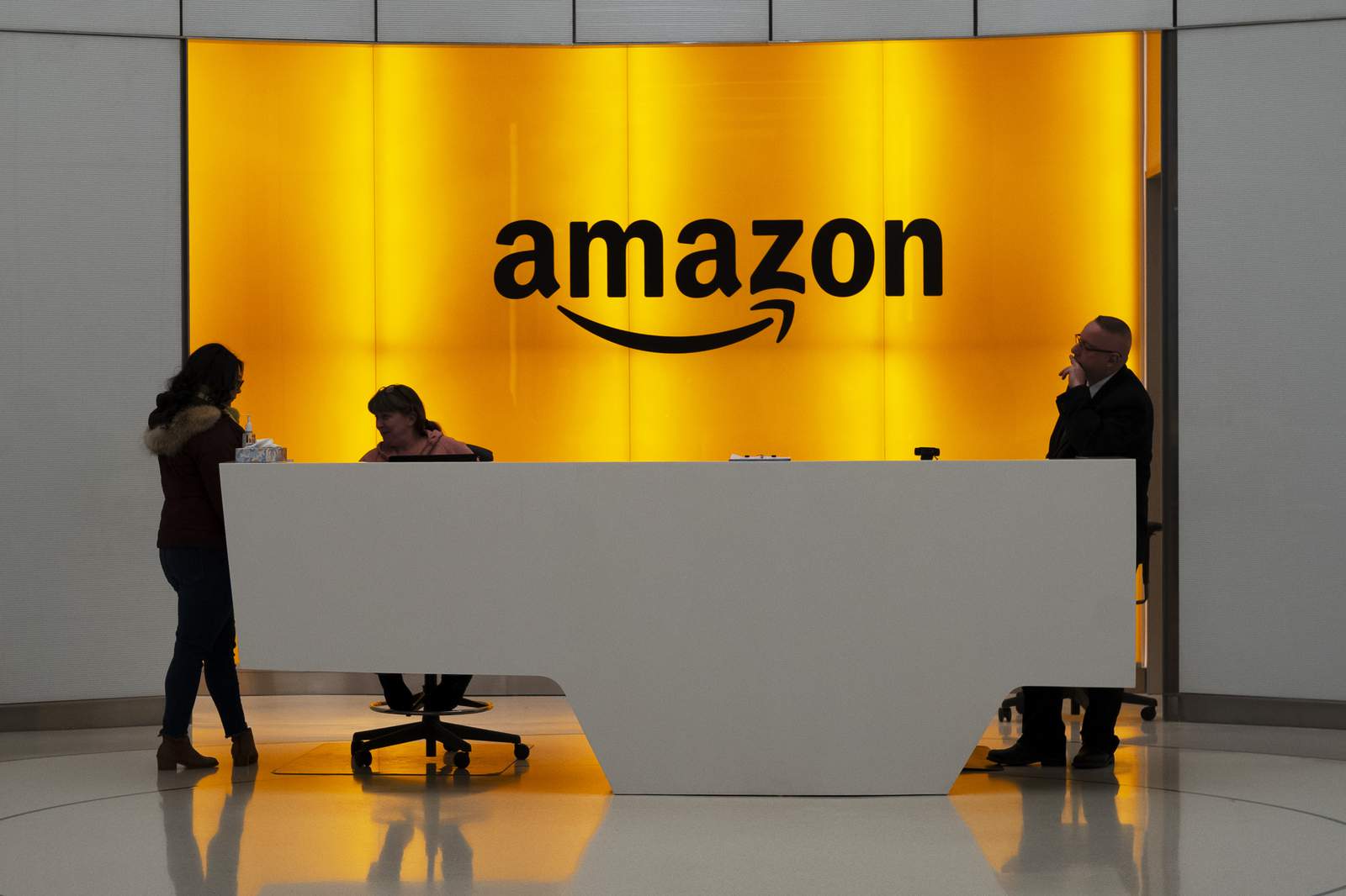 Dems draw on civil rights history to push Amazon union vote