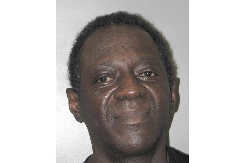Vegas lawyers: 2 sides to Flavor Flav domestic battery case