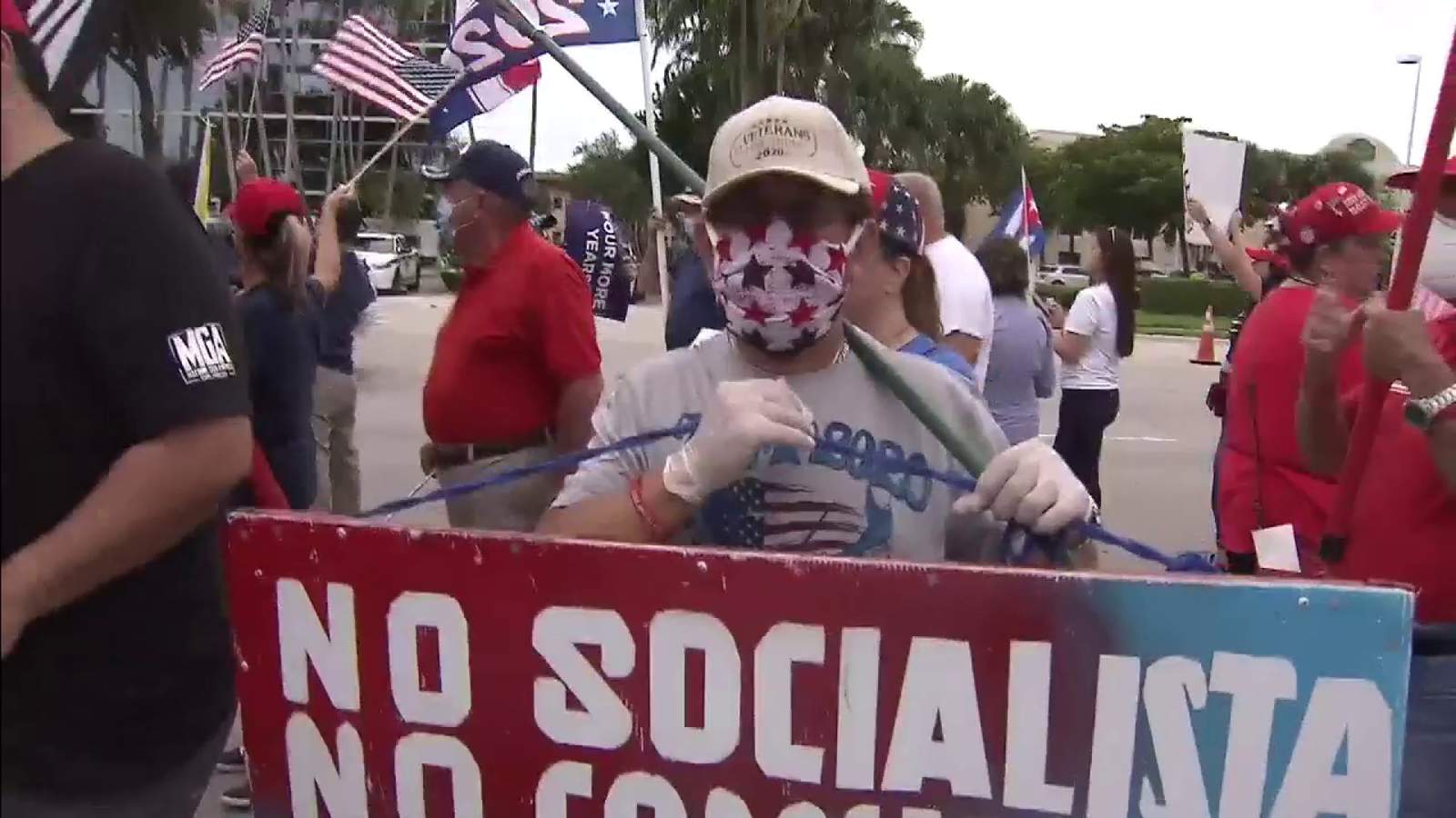 Conservative groups rally in Miami Lakes to have their voices heard