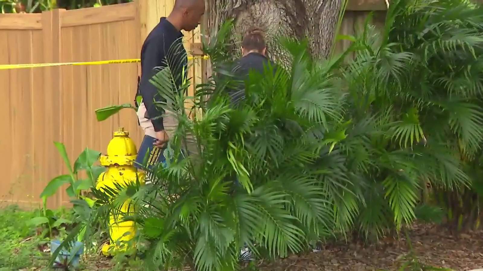 Man dies after shooting in front of Davie home