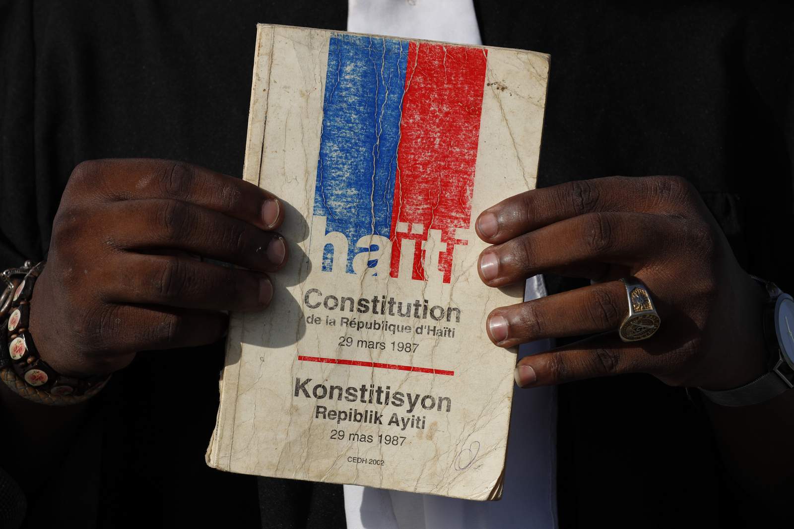 Haití: Presentan propuestas para reformar la Constitución