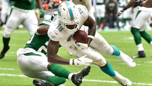 Williams Scores Twice As Dolphins Beat Jets For First Win Of Season
