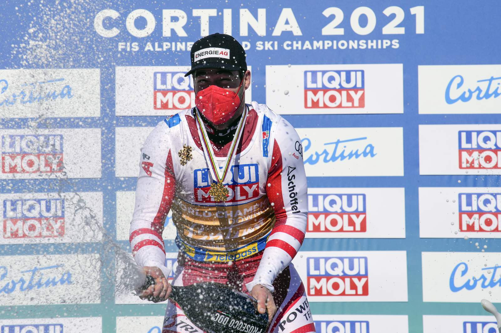 Like a legend: Kriechmayr wins 2 speed golds at ski worlds