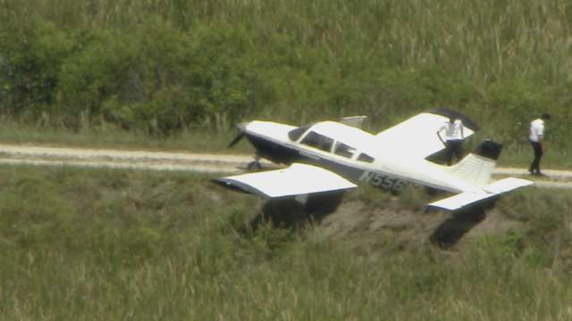 Plane makes emergency landing west of US Highway 27