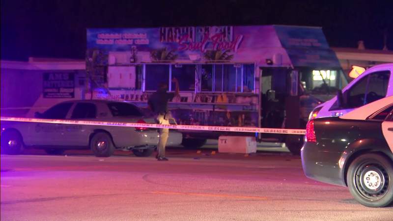 Police: 3 people shot next to food truck outside West Park gentleman’s club