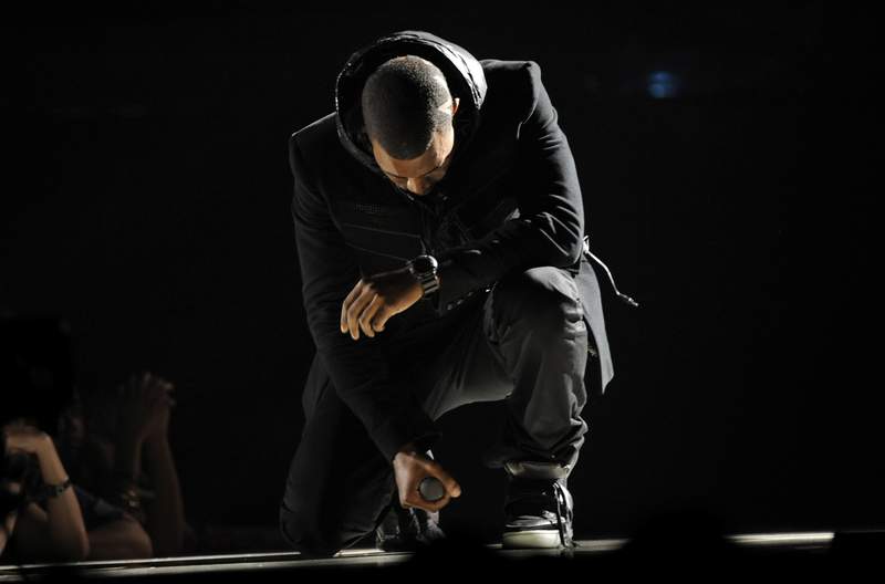 Kanye West sneaker sale breaks records