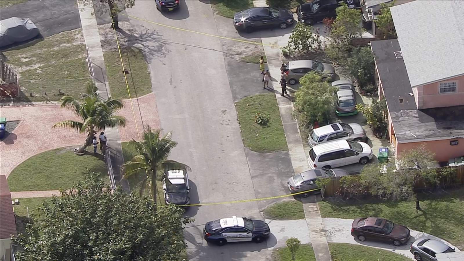 Broward Sheriff's Office deputies investigate a machete attack on Northwest 44th Terrace in Lauderhill.