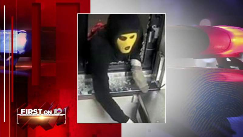 Officers search for burglar who uses spooky mask to target Miami-Dade businesses