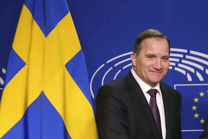 Swedish Lawmakers Honor Virus Victims Citizens Denied Entry