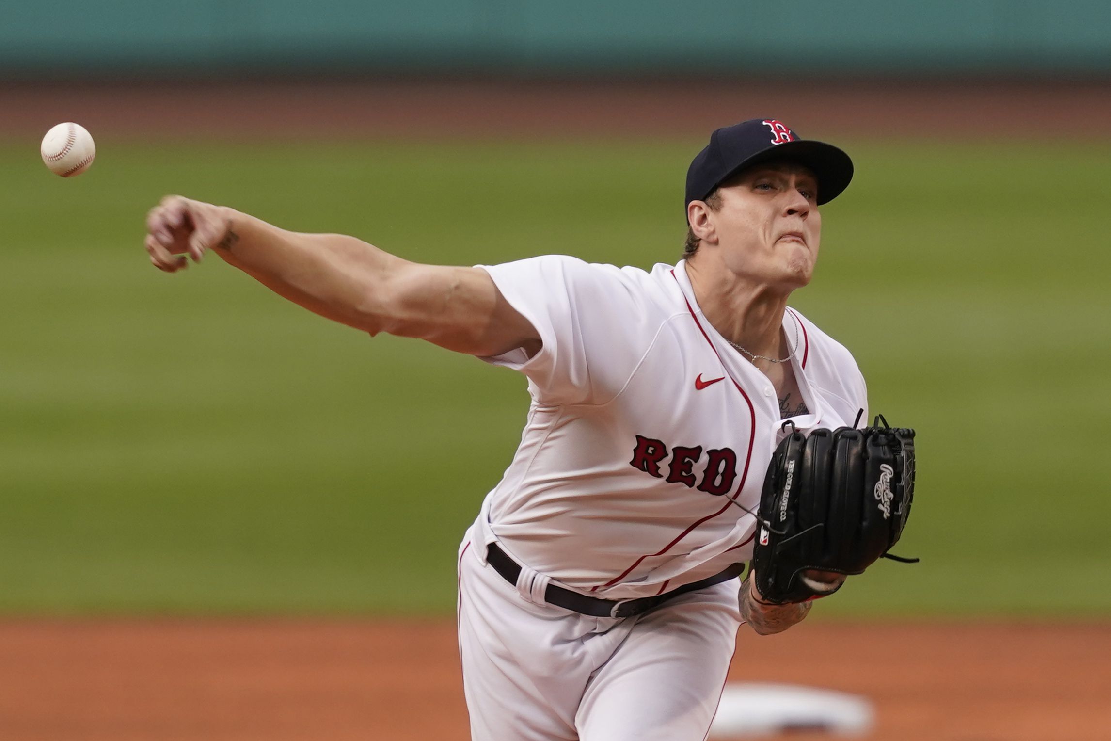 Yanks Reliever Throws 4 Wild Pitches In 10th Red Sox Rally Yanks Reliever Throws 4 Wild Pitches In 10th Red Sox Rally