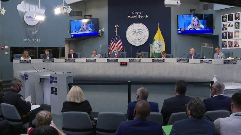 Miami Beach commissioners want more police officers at entertainment district