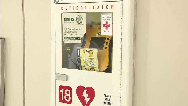 AEDs, CPR improve survival from cardiac arrest at airports