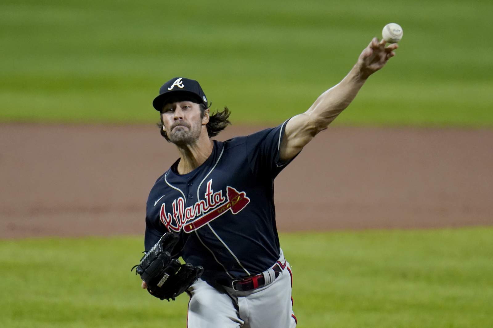 Hamels yields 3 runs in Braves debut, a 5-1 loss to Orioles