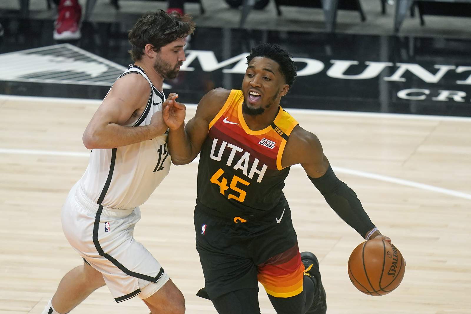 Mitchell scores 27, Jazz rout short-handed Nets 118-88