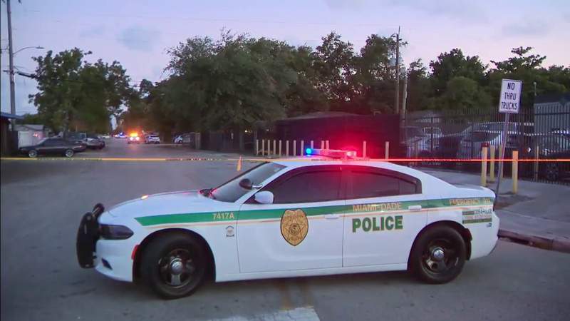 2 separate drive-by shootings within minutes of each other leave 2 people dead, 3 injured