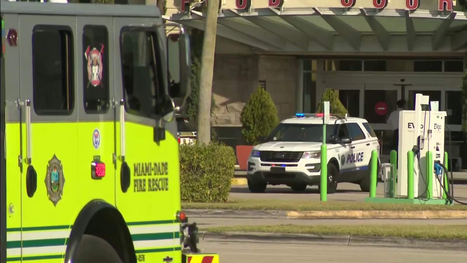Mall evacuated after bomb threat