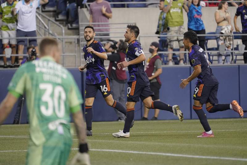 Friendliest rivals: MLS, Liga MX meet in All-Star Game in LA