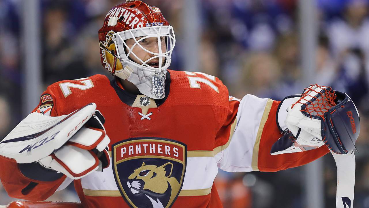 Bobrovsky shines as Panthers edge Red Wings 2-1