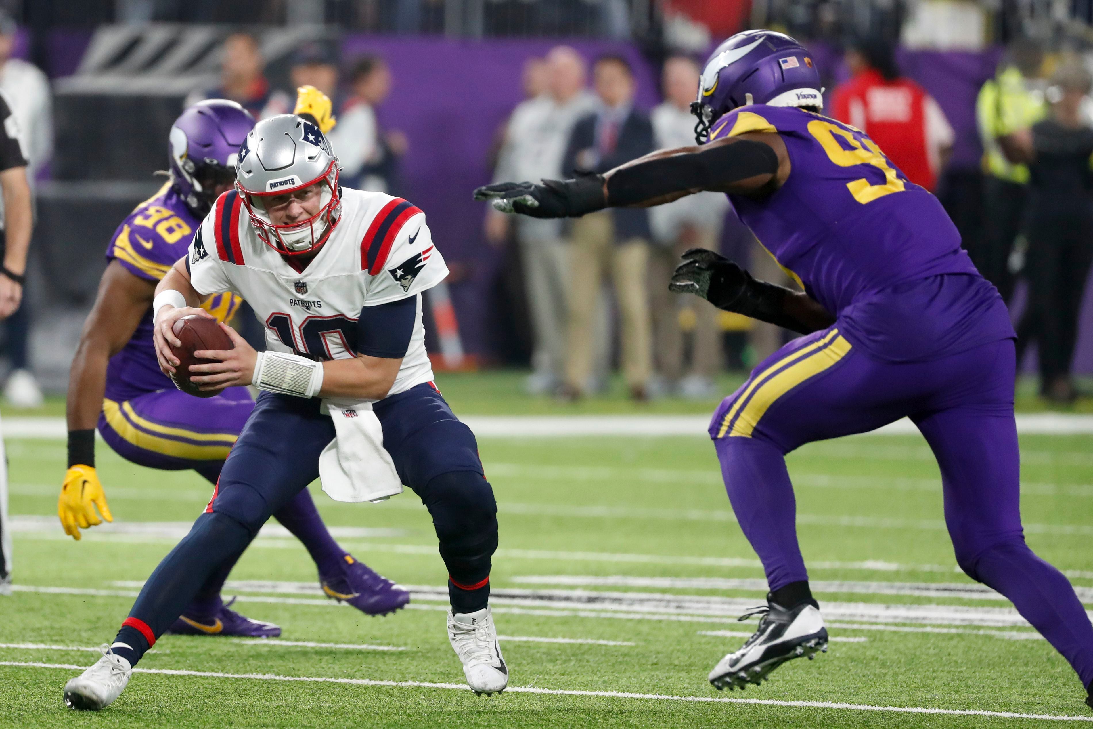 Cousins, Vikings rebound from blowout to beat Patriots