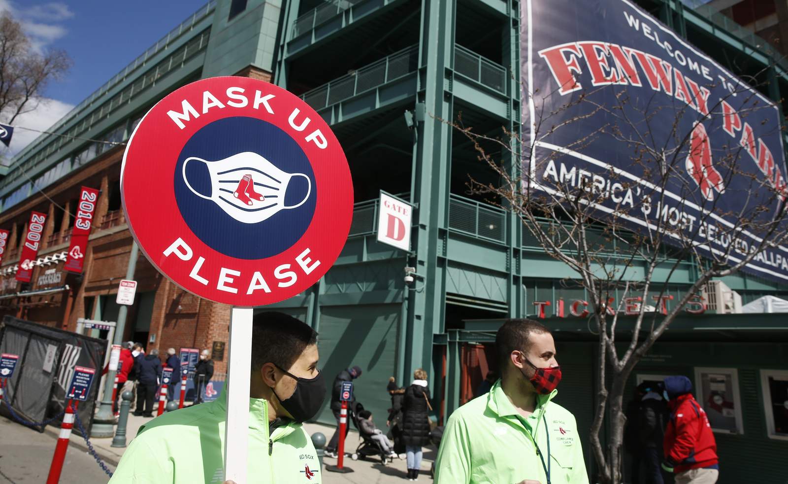 LEADING OFF: Patriots' Day at Fenway, Twins still on pause
