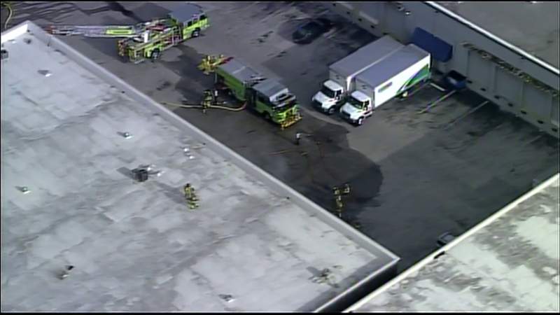 Firefighters respond to warehouse in Medley