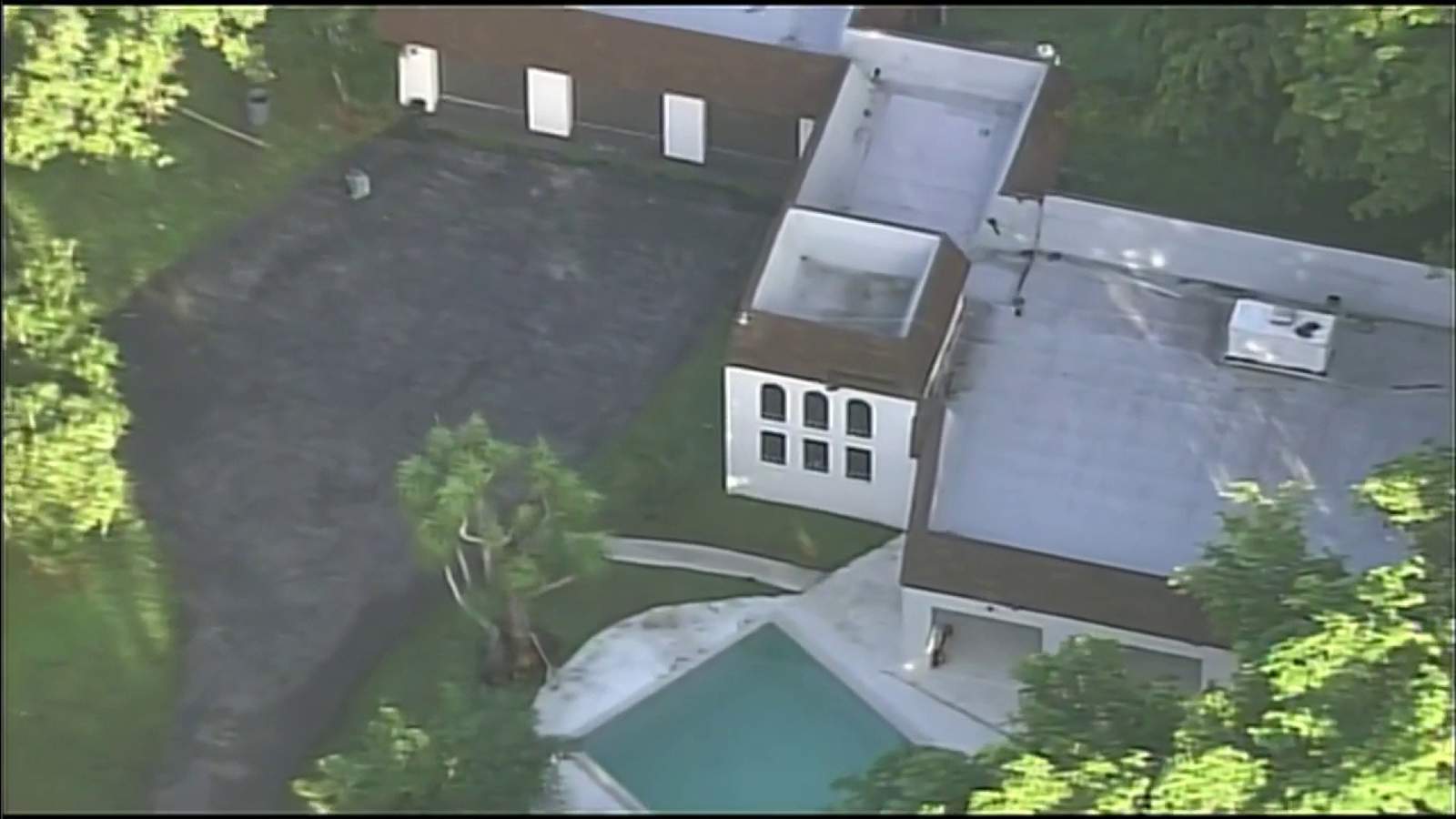 Miami-Dade police bust apparent marijuana grow house in Redland