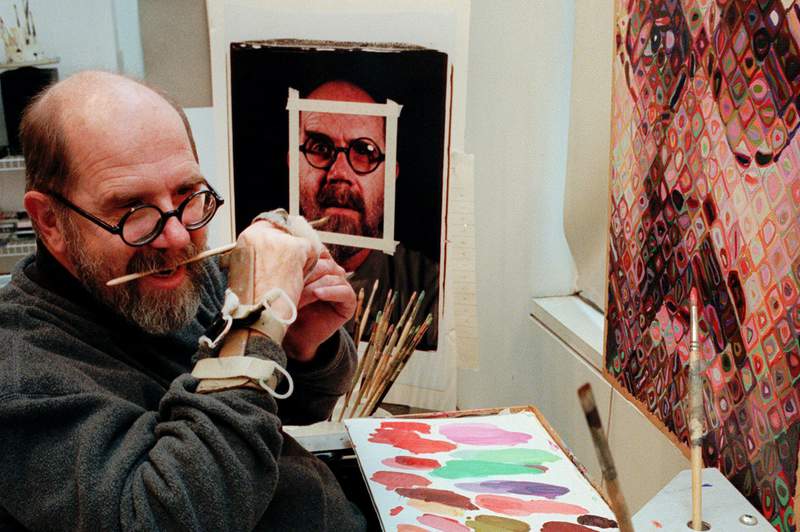 Chuck Close, artist of monumental grids, dies at 81